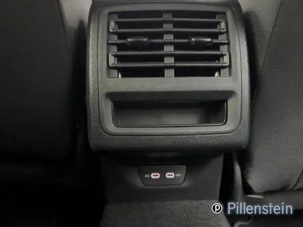 VW GOLF VARIANT (15/17)