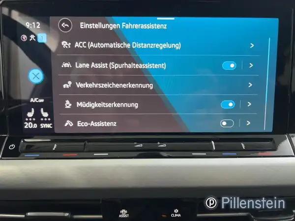 VW GOLF (11/17)