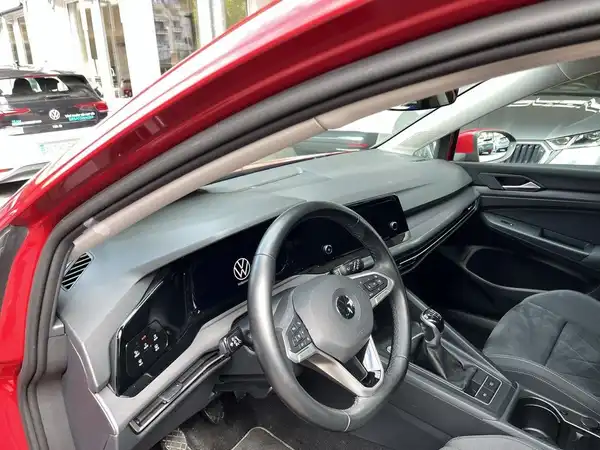 VW GOLF (13/16)