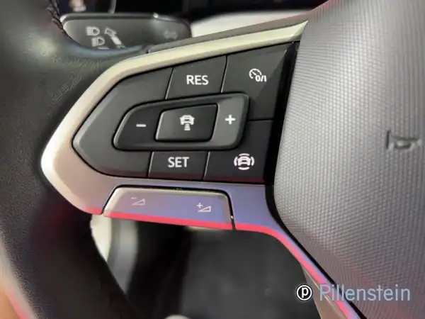 VW GOLF (11/15)