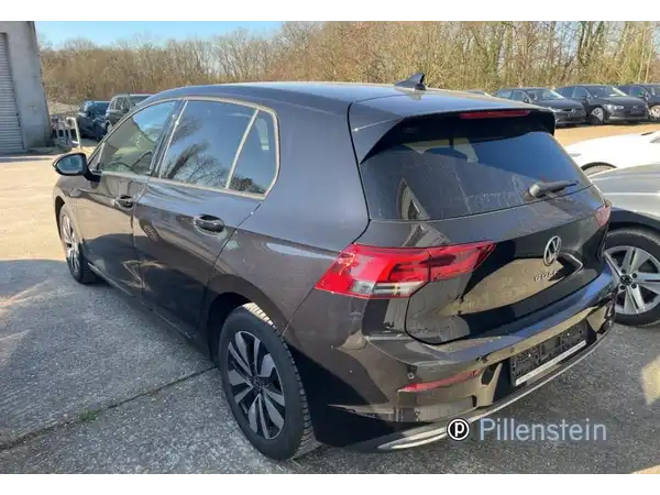 VW GOLF (4/8)