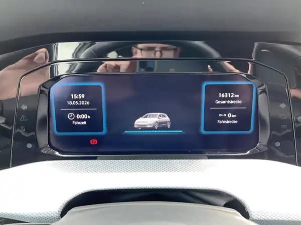 VW GOLF (11/16)
