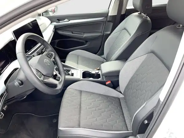 VW GOLF (10/16)
