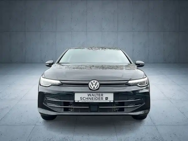 VW GOLF (8/18)