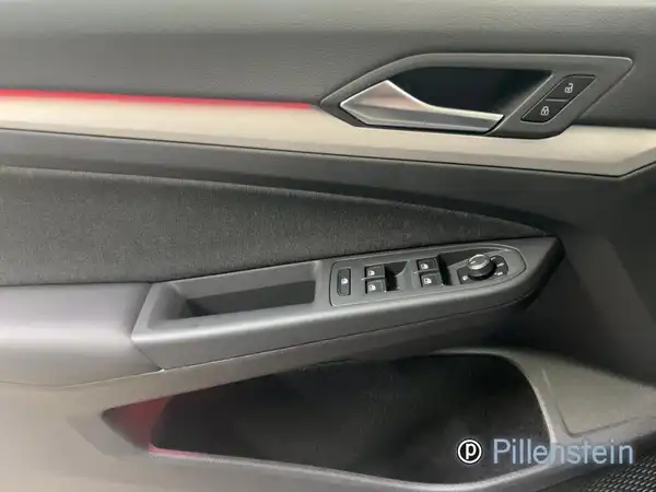 VW GOLF VARIANT (7/17)