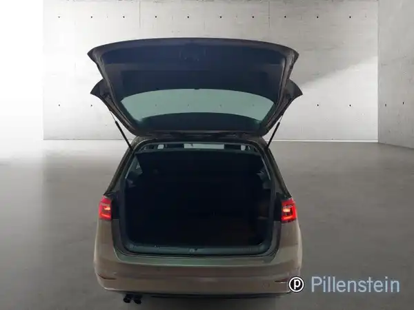 VW GOLF (16/16)