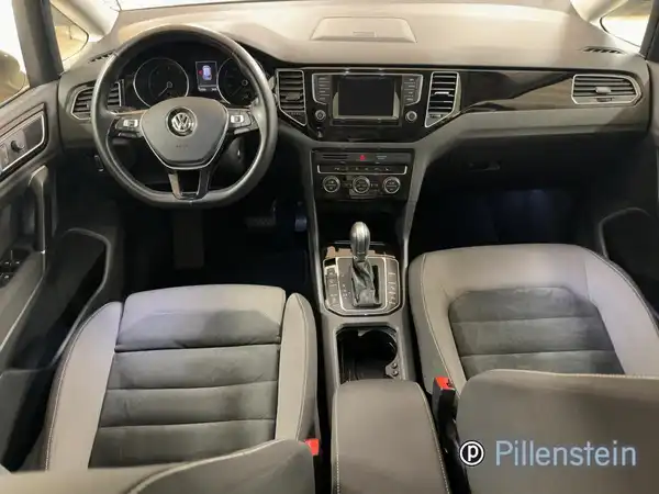 VW GOLF (8/16)