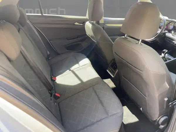 VW GOLF (12/15)