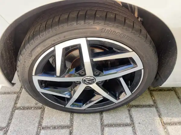 VW GOLF (7/15)