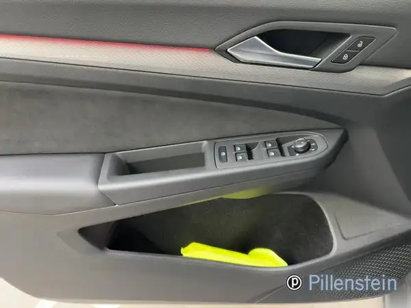 VW GOLF (8/16)