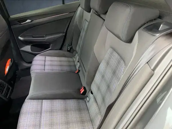VW GOLF GTE (8/16)