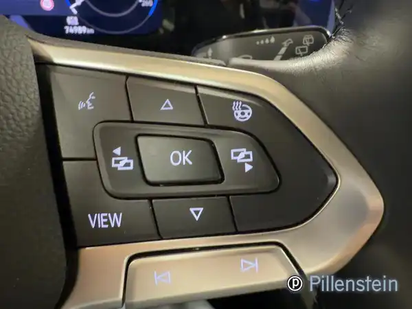 VW GOLF (14/16)