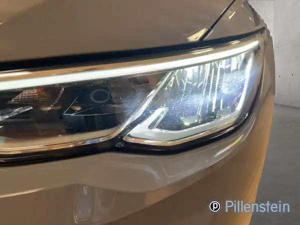 VW GOLF (15/16)