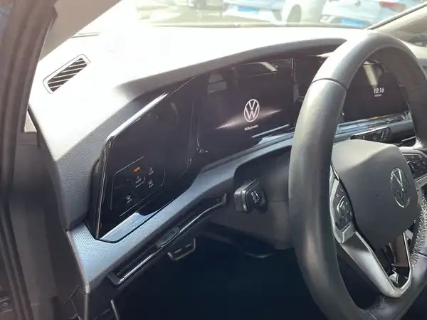 VW GOLF (18/22)