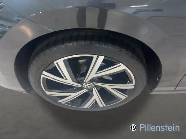 VW GOLF (6/16)