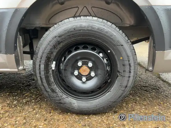 VW GRAND CALIFORNIA 600 (4/13)