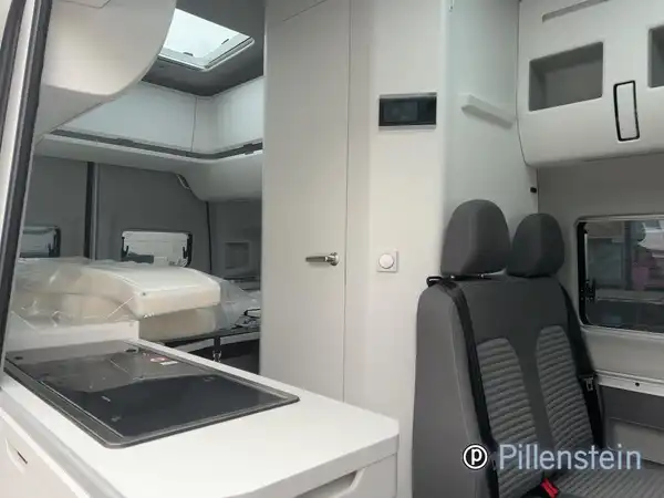 VW GRAND CALIFORNIA 600 (11/13)