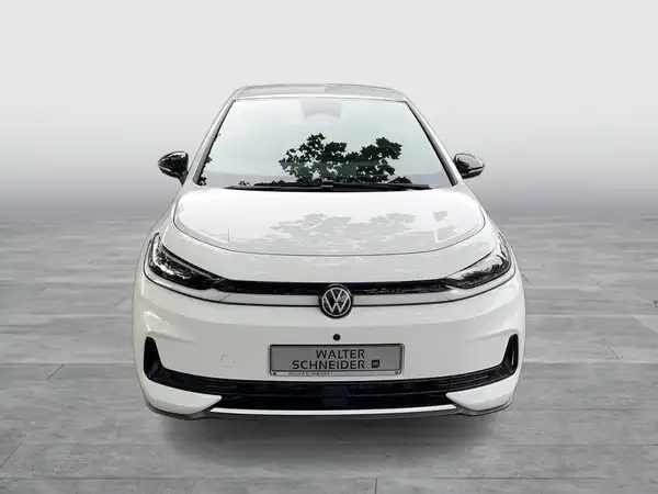 Das Bild zeigt einen Volkswagen ID.3 von vorne, in weißer Farbe. Auf dem Foto ist das Händlerlogo 'WALTER SCHNEIDER' sichtbar.