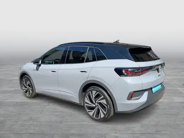 VW ID.4 (4/23)
