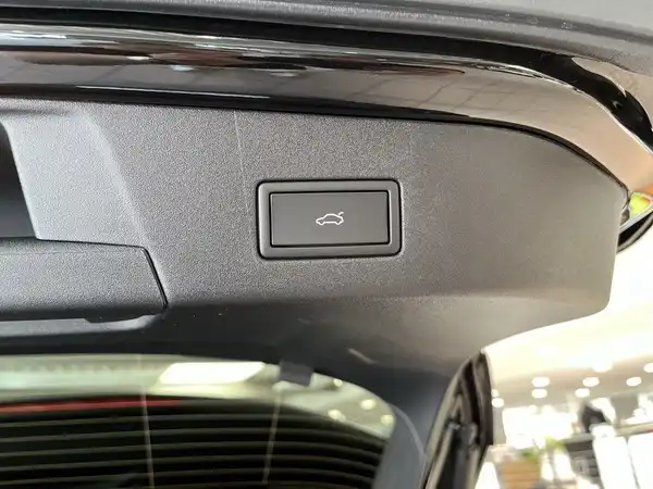 VW ID.4 (14/18)
