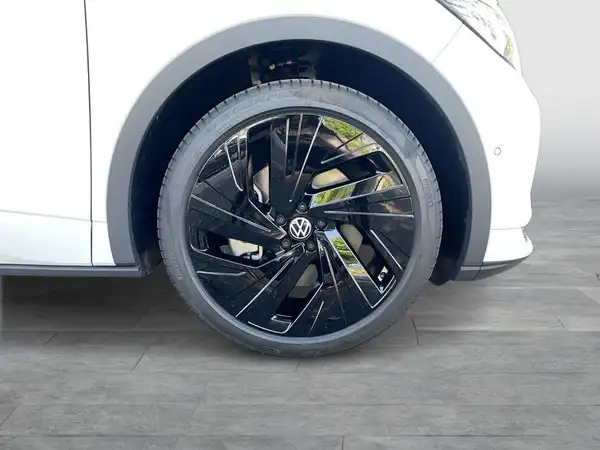 VW ID.4 (7/15)