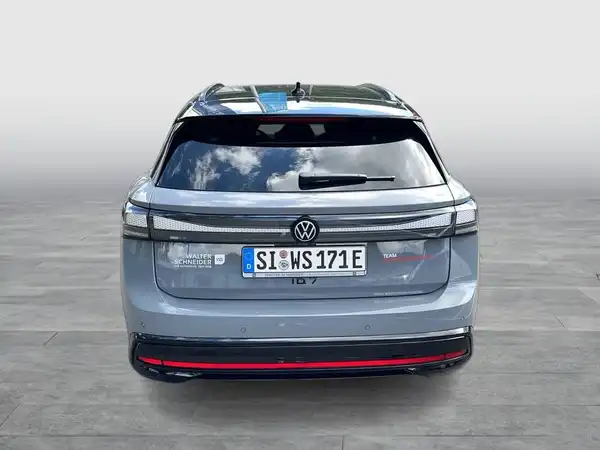VW ID.7 (4/19)