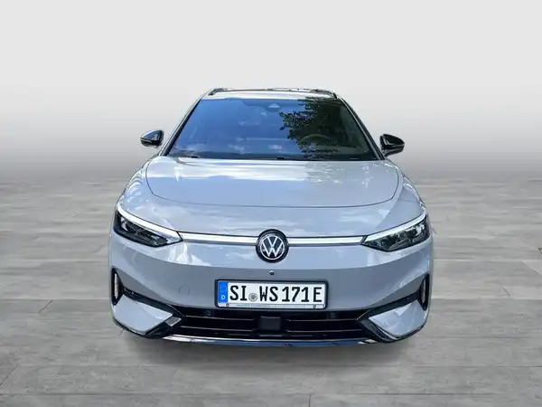 VW ID.7 (8/19)