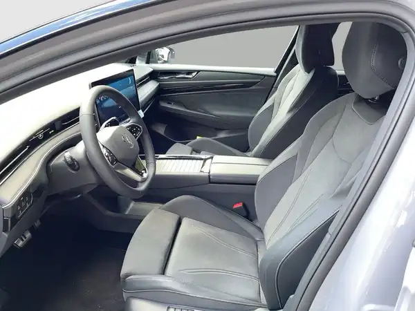 VW ID.7 (9/19)