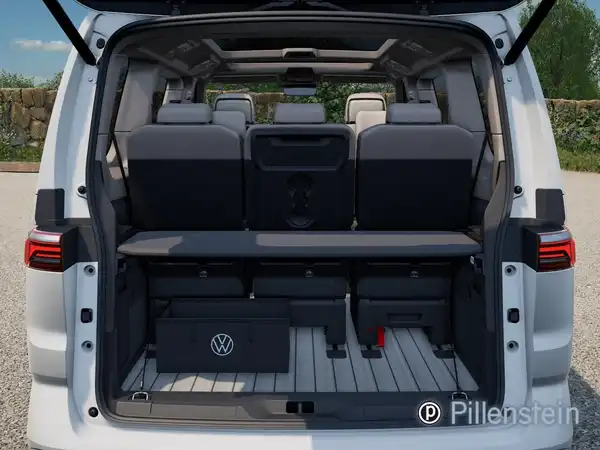 VW MULTIVAN (7/8)