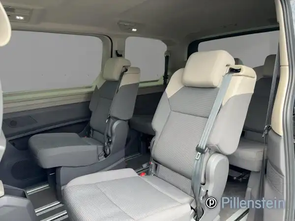 VW MULTIVAN (6/11)