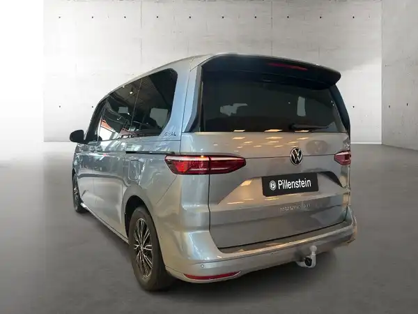 VW MULTIVAN (2/15)