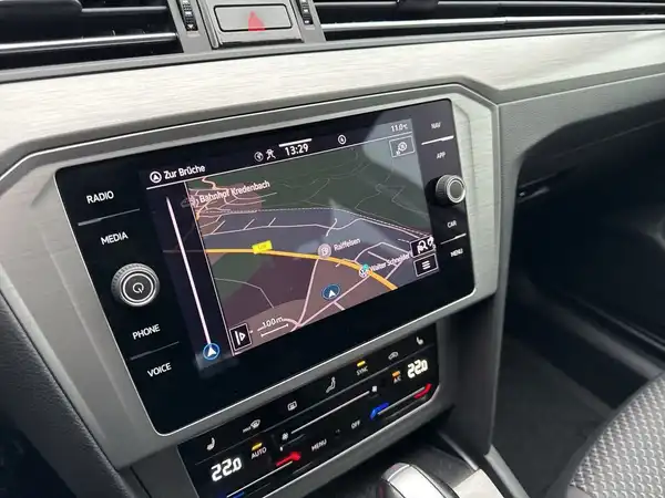 VW PASSAT VARIANT (17/20)