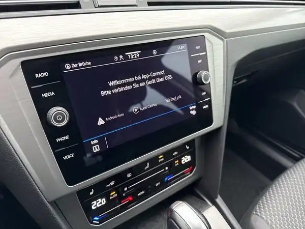 VW PASSAT VARIANT (18/20)