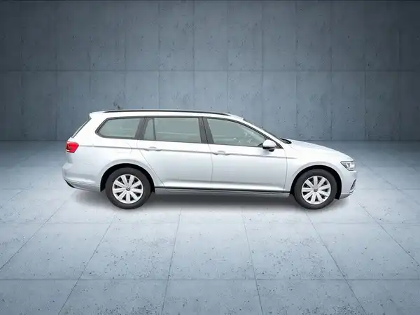 VW PASSAT VARIANT (7/20)