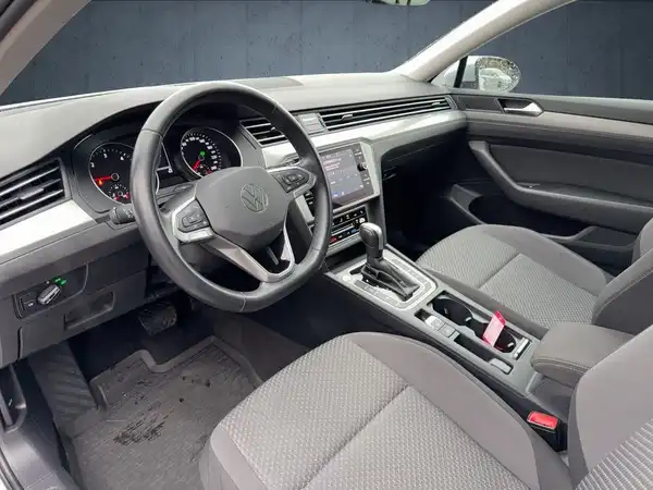 VW PASSAT VARIANT (10/20)