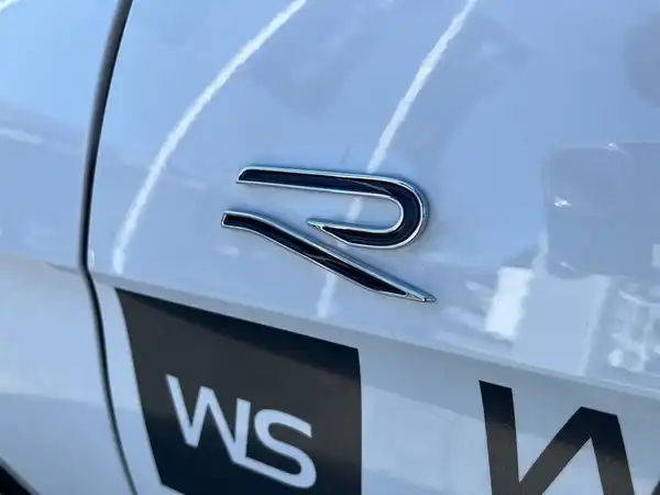 VW PASSAT (19/20)