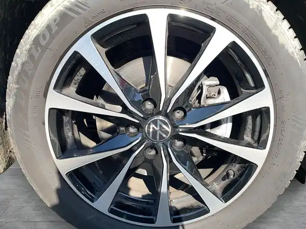 VW PASSAT (7/20)