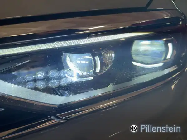 VW PASSAT VARIANT (15/16)