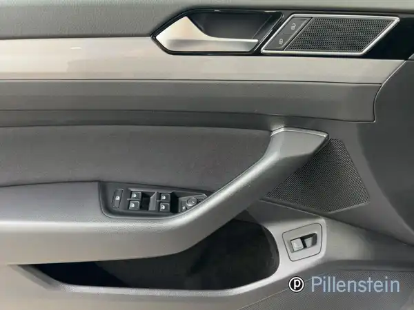 VW PASSAT VARIANT (6/15)