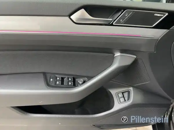 VW PASSAT VARIANT (9/17)