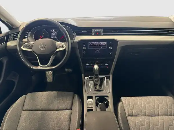 VW PASSAT VARIANT (16/17)