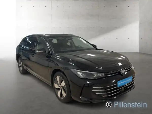 VW PASSAT (7/19)