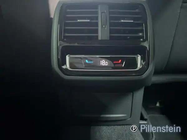 VW PASSAT VARIANT (13/16)
