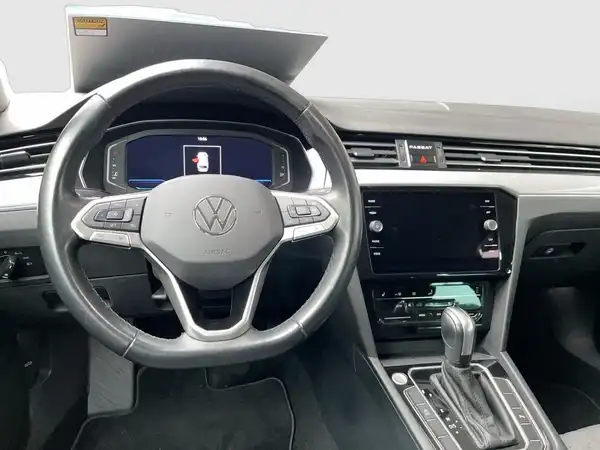VW PASSAT VARIANT (7/21)