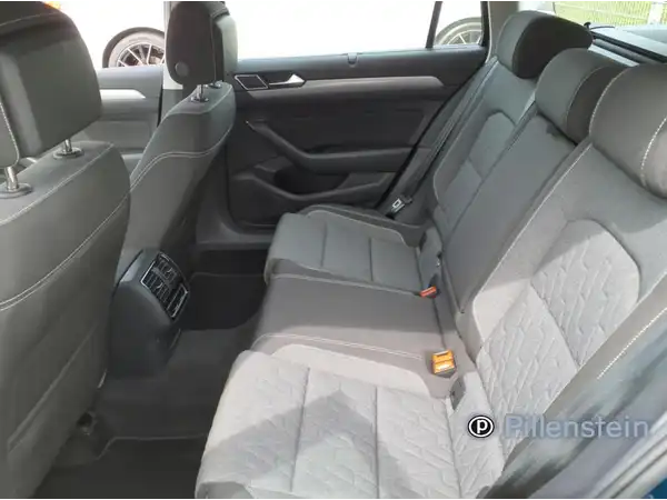 VW PASSAT VARIANT (7/7)