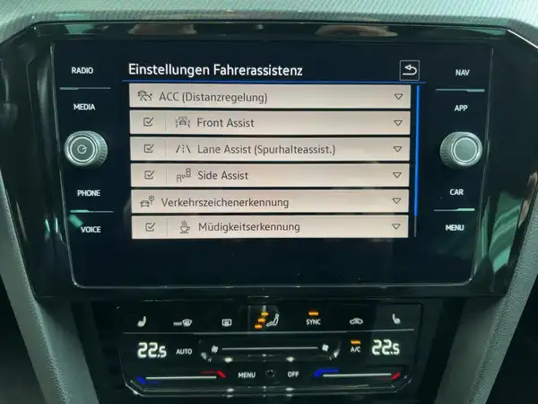 VW PASSAT VARIANT (12/16)