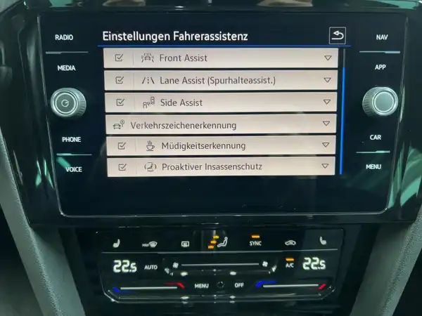 VW PASSAT VARIANT (13/16)