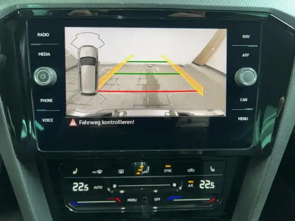 VW PASSAT VARIANT (14/16)