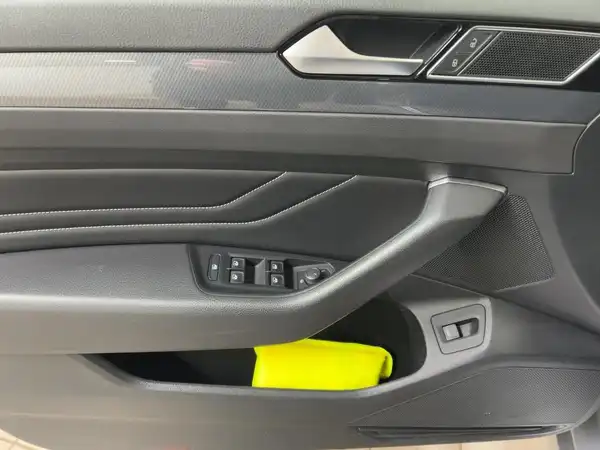 VW PASSAT VARIANT (7/16)