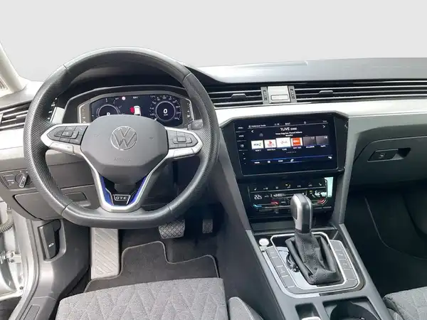 VW PASSAT VARIANT (12/23)